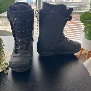 Men's Black Snowboard Boots